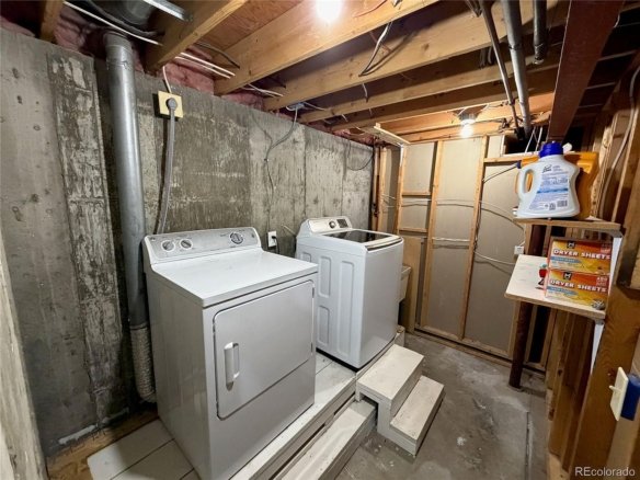 3667 S Flanders St, Aurora, CO 80013 - Photo 19