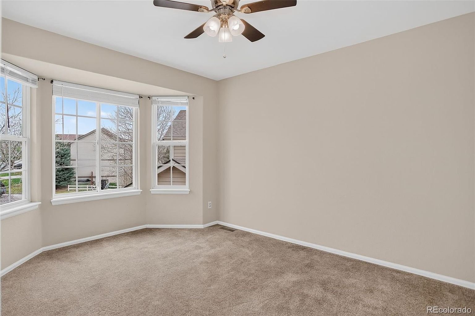 16049-brooklime-ct-parker-20