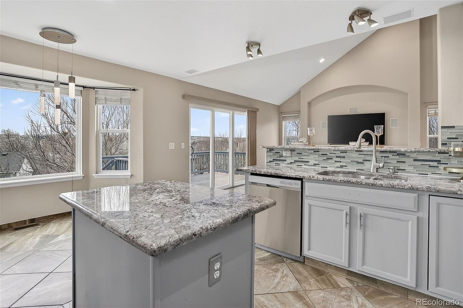 16049-brooklime-ct-parker-26