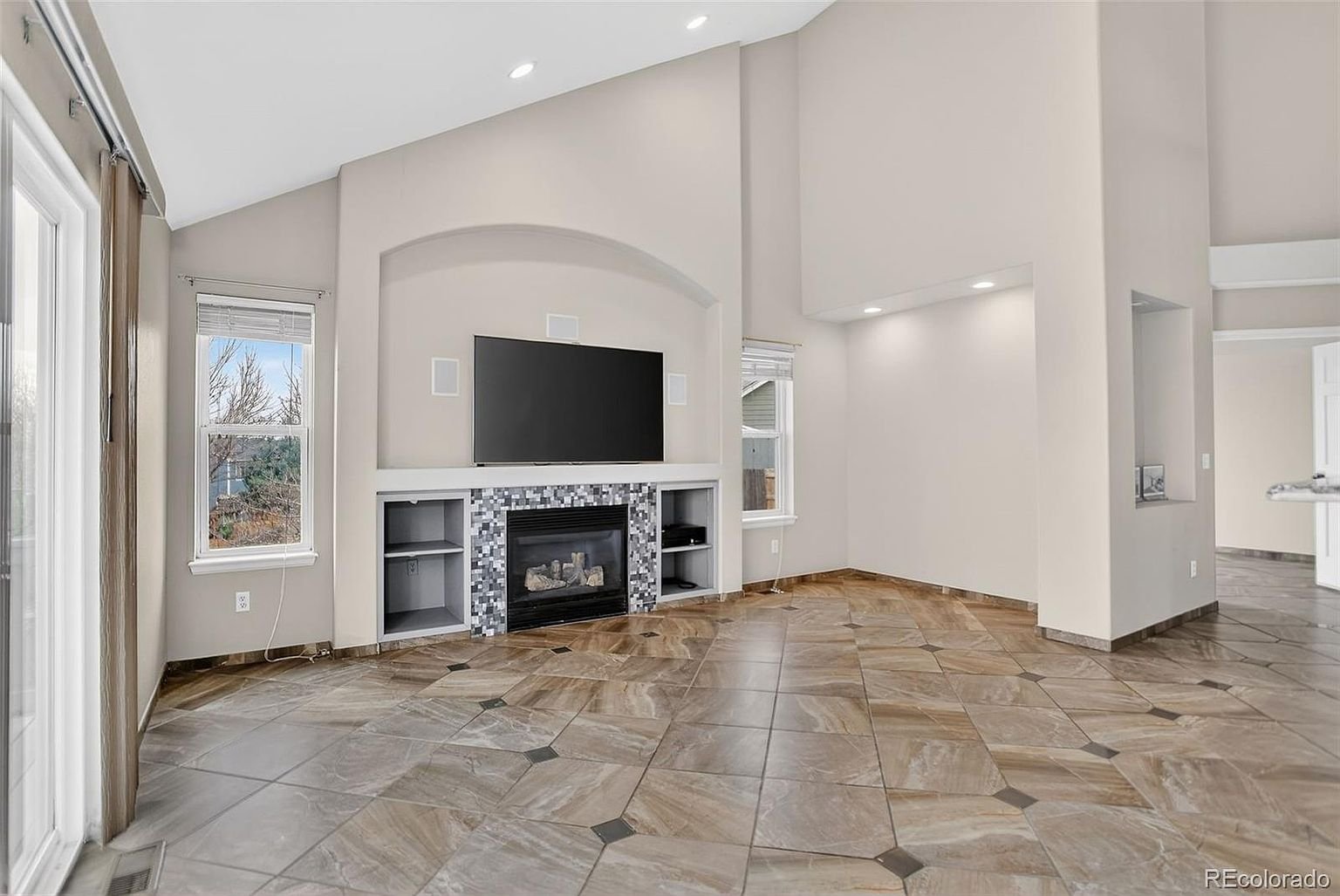 16049-brooklime-ct-parker-33