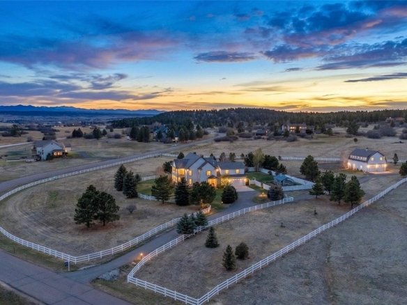 458 Grey Squirrel Way, Franktown CO 80116 - Photo 2