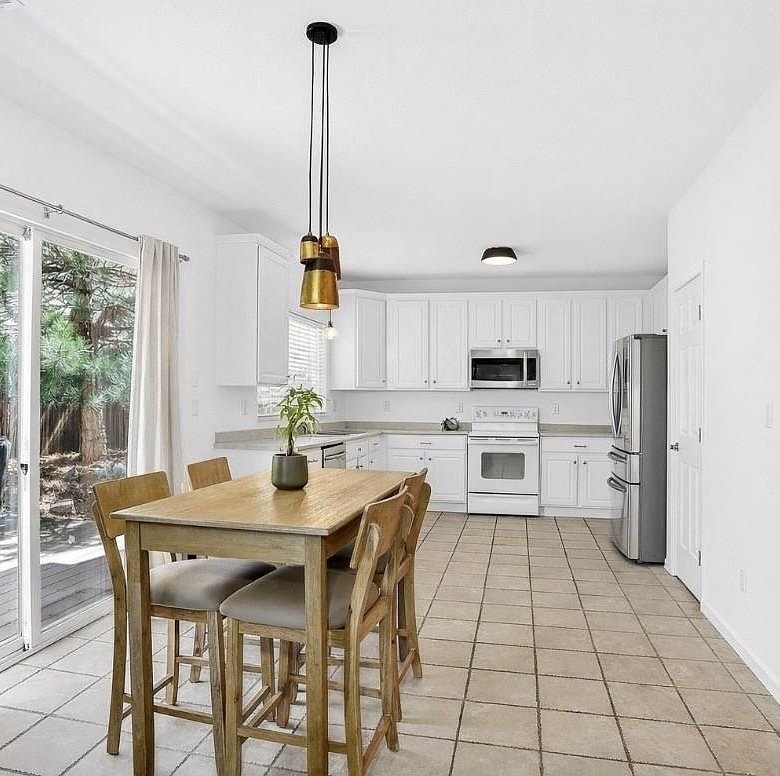 7454 S Norfolk St, Aurora, CO 80016 - Photo 8