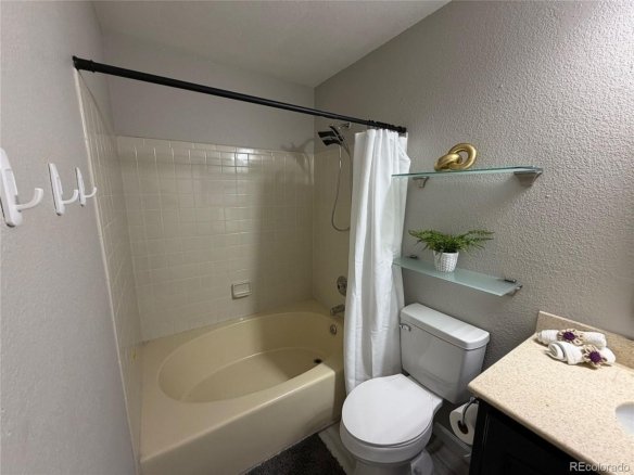 3667 S Flanders St, Aurora, CO 80013 - Photo 11