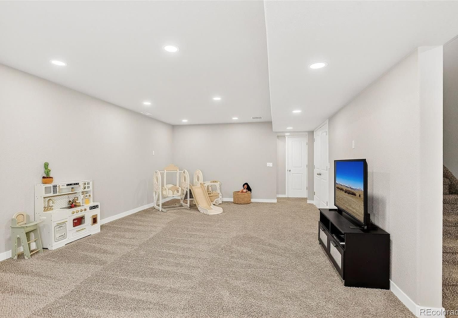 8265 Burl Wood Dr, Colorado Springs, CO 80908 - Photo 21