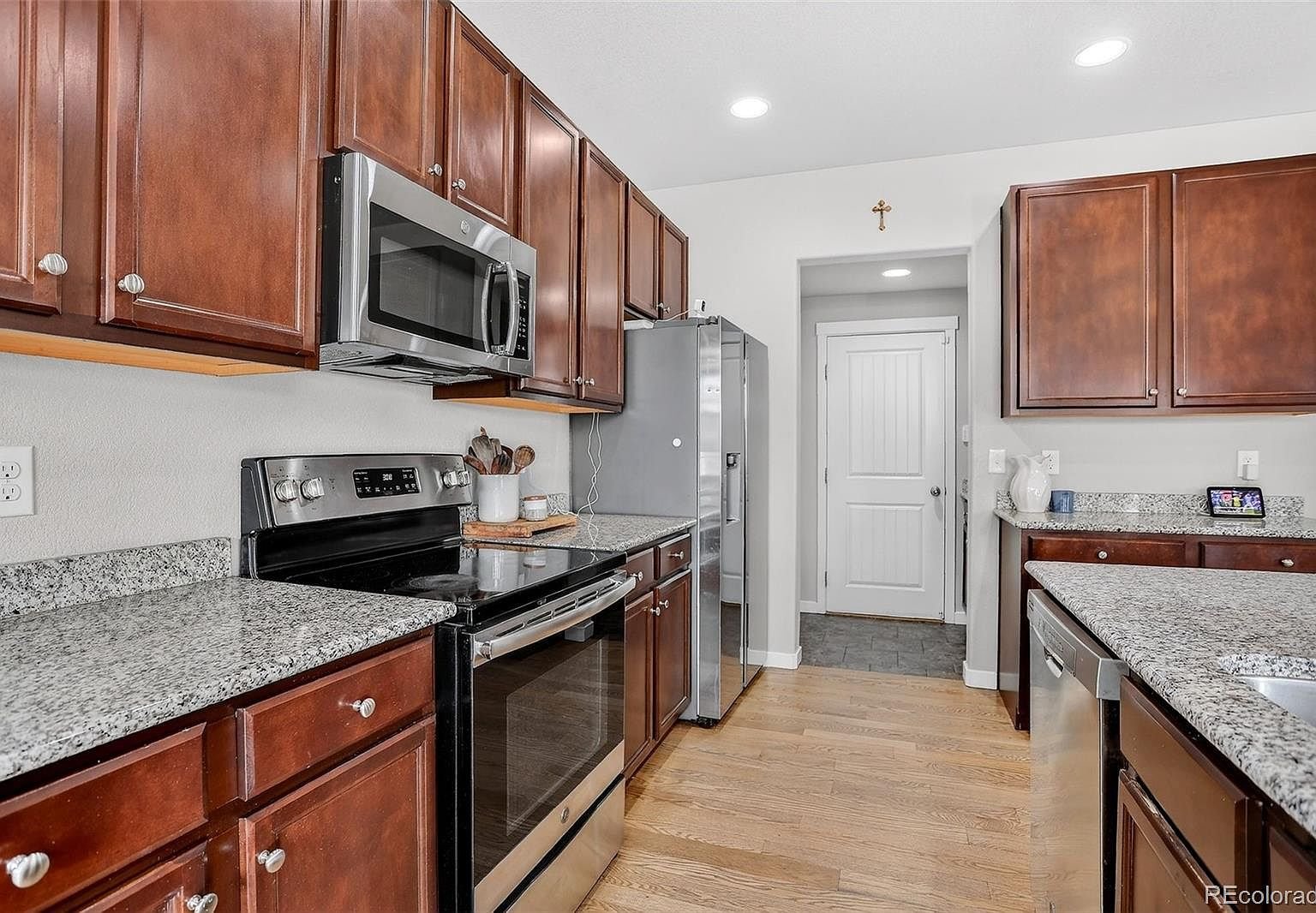 8265 Burl Wood Dr, Colorado Springs, CO 80908 - Photo 14